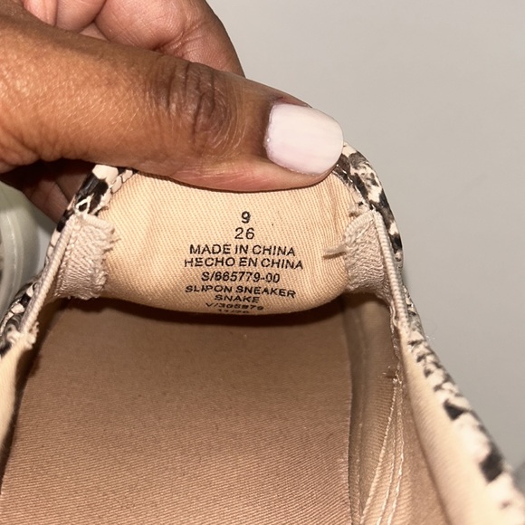 Reptile Print Slip on Sneakers - Picture 7 of 7